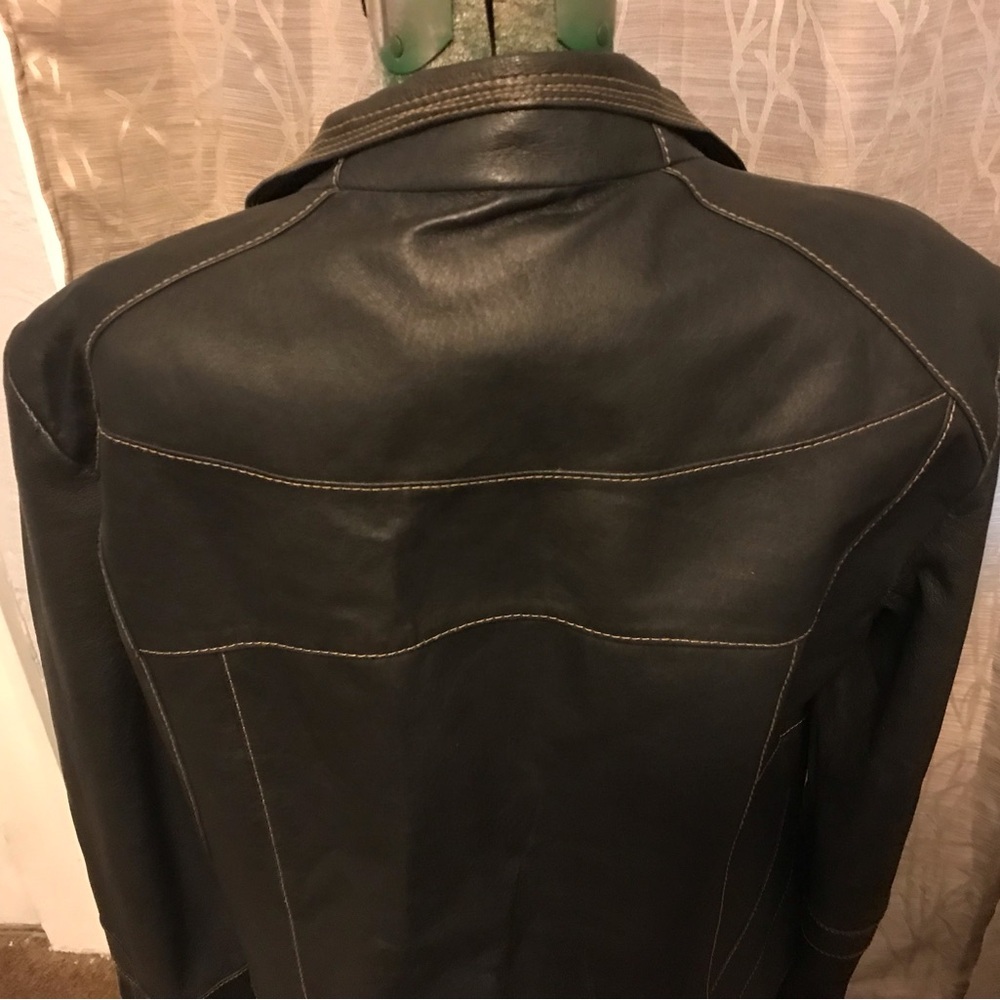 ANA Women's Black Leather Jacket - Picture 7 of 8
